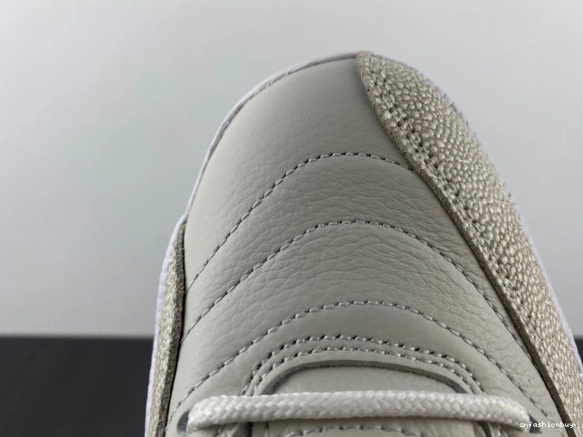 Jordan White OVO Retro 12 873864-102 0719